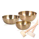 Peter Hess Klangschalen-Set gro&szlig;, 3 Schalen + 2 Schl&auml;gel