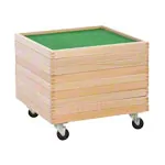 Sinnespfad mit 8 Boxen aus Holz, 40x40x3 cm