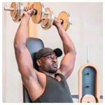 Abbildung zeigt NOHrD WeightPlate Tower 2x Kurzhanteln, 1x Langhantel 20x Hantelscheiben, Eiche