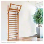 Abbildung zeigt NOHrD Sprossenwand Kirsche, ausklappbar, 14 Sprossen, HxBxT 230x80x13 cm