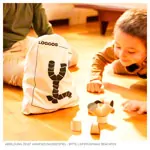 Abbildung zeigt Loggos Holz-Baustein-Set L aus Buchenholz