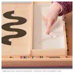 Abbildung zeigt Pertra Grafomotorik Sandbox