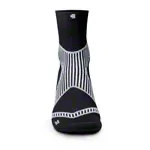 Abbildung zeigt Bauerfeind Sports Run Performance Sport- und Laufsocken Mid Cut women
