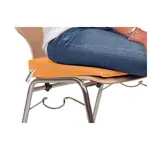 Abbildung zeigt Sitzkeilkissen VB 120 mit Kunstlederbezug, 38x38x7/1 cm