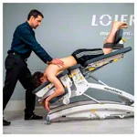 Lojer Therapieliege Manuthera Modell 242, Grauwei mit Elektroantrieb