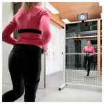 Abbildung zeigt Rasterspiegel XL, HxB 170x100 cm, fahrbar