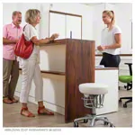 Abbildung zeigt BIOSWING Foxter Therapiestuhl