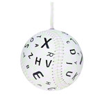 ARTZT Marsden Ball mit unterschiedlichen Buchstabengrößen