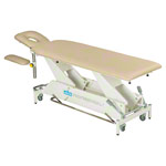 Lojer Therapieliege Delta DP4 mit Radhebesystem und Rundumschaltung