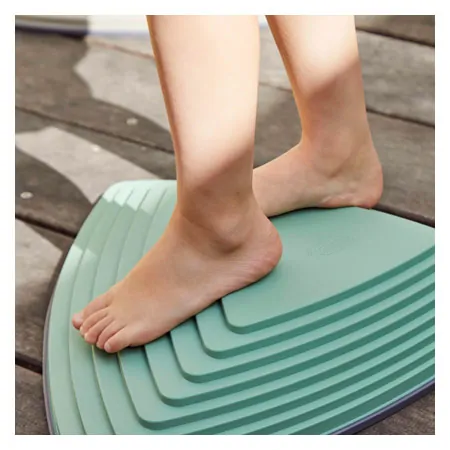 Gonge Spielkreisel Mini Top, Nordic + Fluss-Steine, 3x gro + 3x klein, Nordic, Set 7-tlg.
