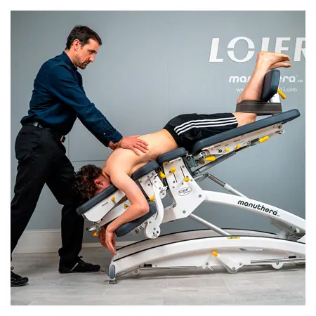 Lojer Therapieliege Manuthera Modell 242, Grauwei mit Elektroantrieb