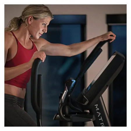 Matrix Elliptical Trainer E50 mit XR-Konsole