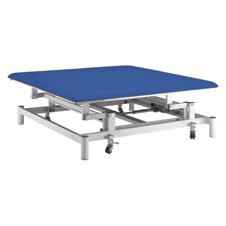 Bobathliege Grand Comfort mit Radhebesystem