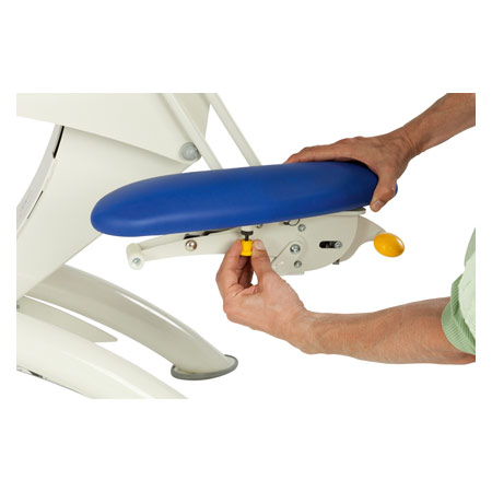 Lojer Therapieliege Capre Dachstellung F5R Elektrik mit Radautomatik